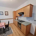 Einladend Apartament