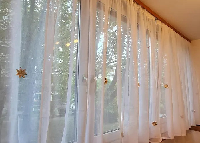 Einladend Apartman *