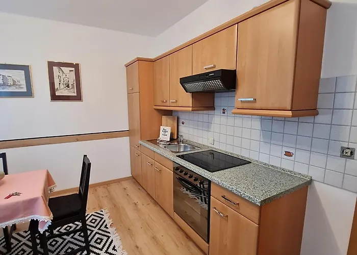 Einladend Apartman